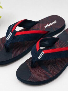 Men's Flip Flops Red Black Comfort Beach Sandals Size 9/10 EU 42/43